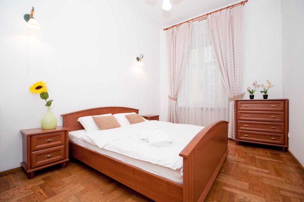 Hostel Kreschatik Kiev Eksteriør billede