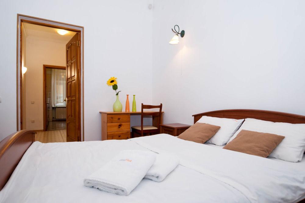 Hostel Kreschatik Kiev Eksteriør billede
